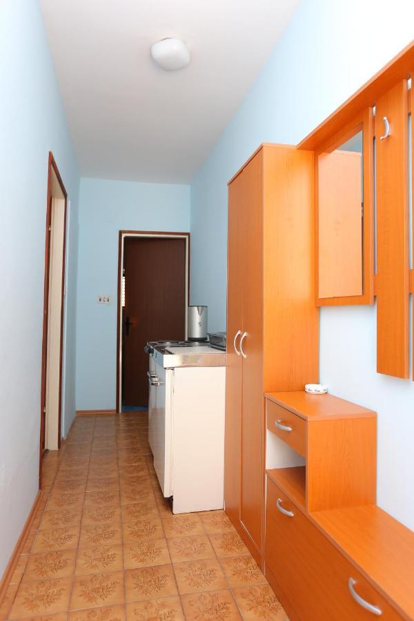 Rooms With A Parking Space Split - 17766 Buitenkant foto